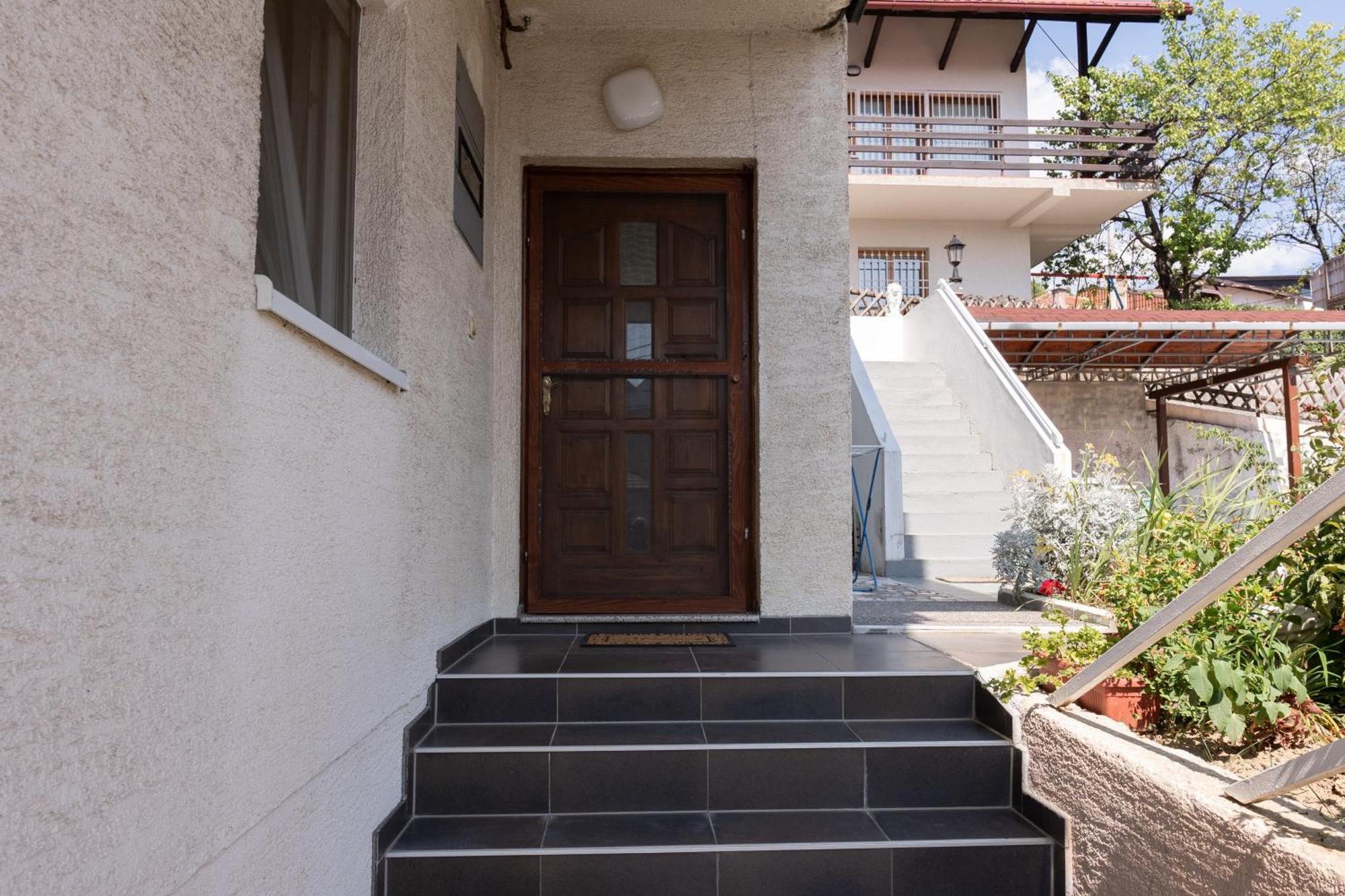 Stari Grad Apartment-Free Parking Сараєво Екстер'єр фото